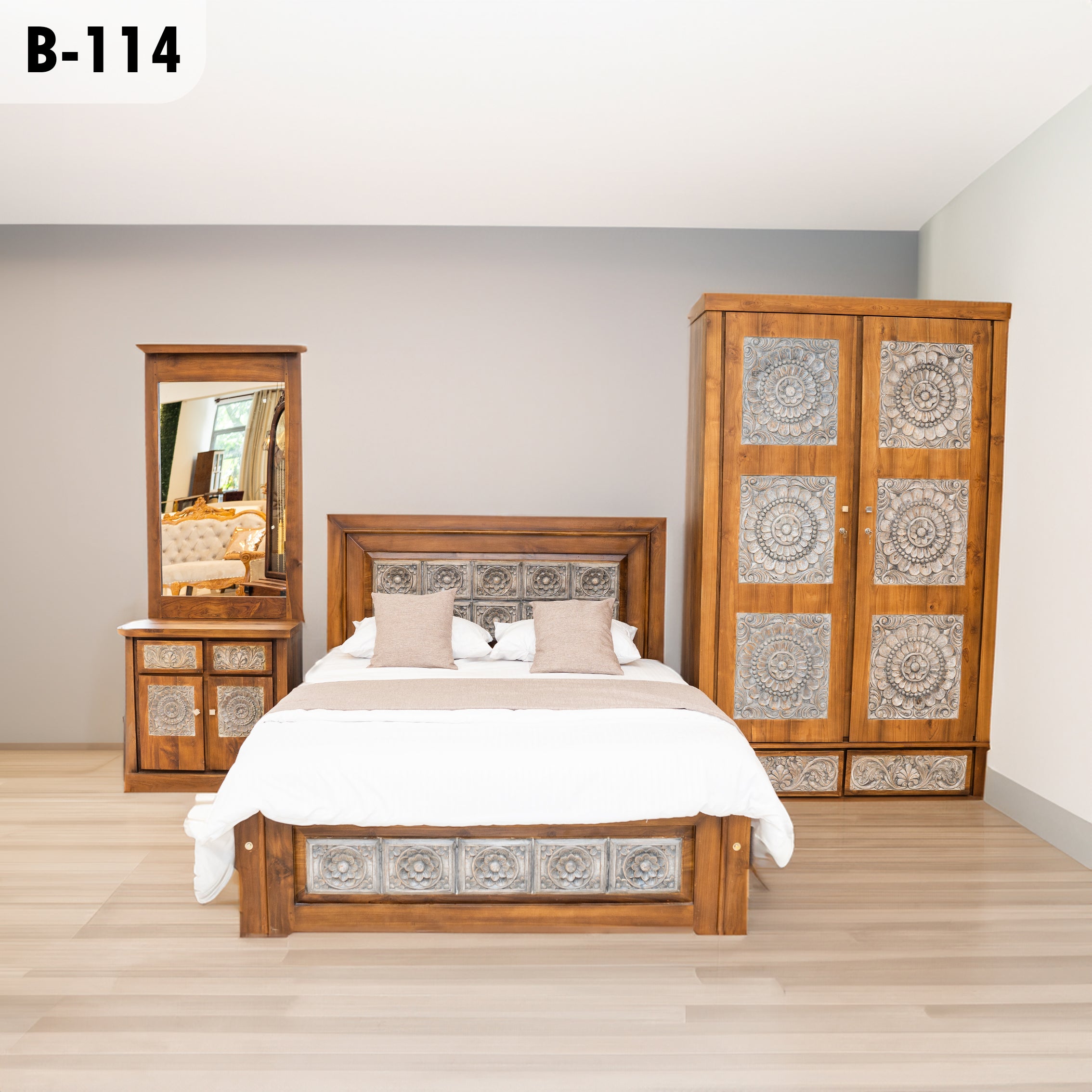 FLOWER CARVING-BEDSUITE