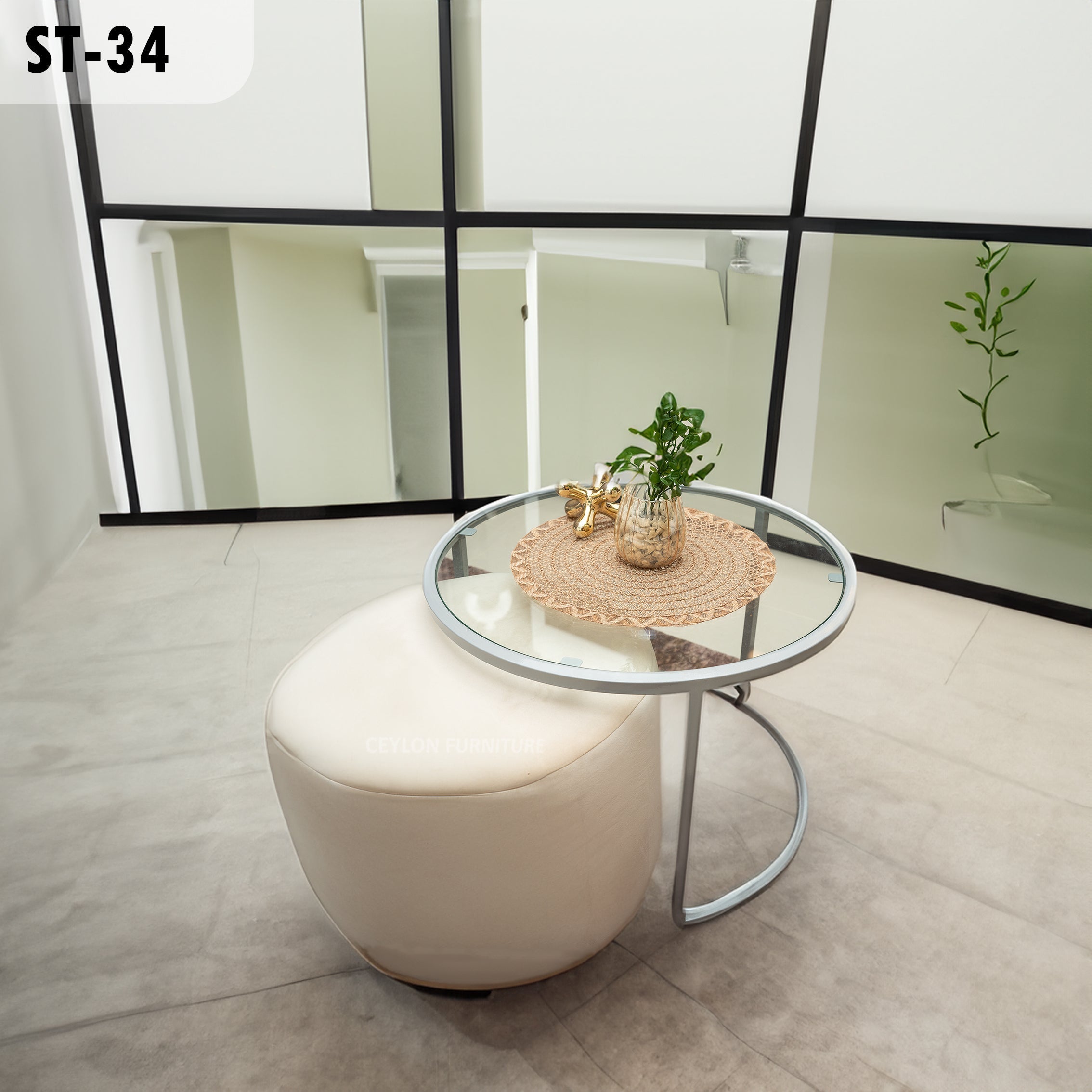 Glass Steel Stool with Humpty